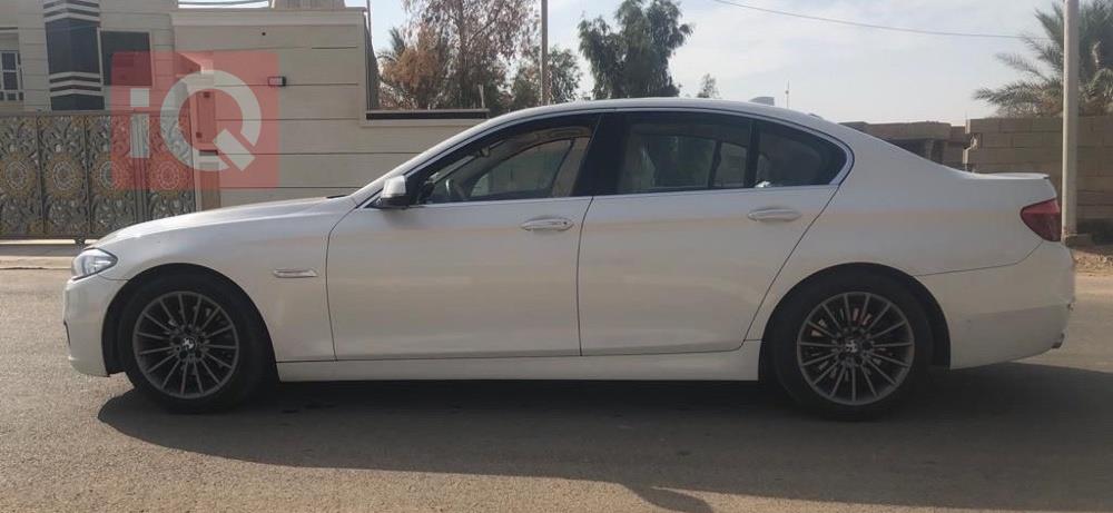 بی ئێم دەبڵیو سیریەس 5